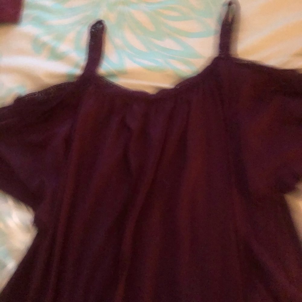Cold shoulder top